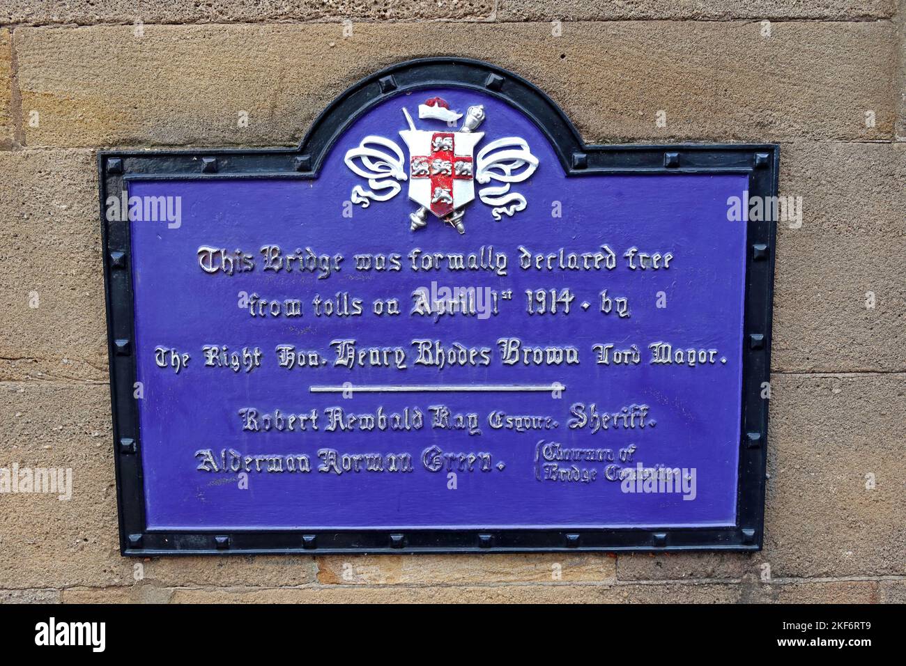 Pont Skeldergate sans frais à partir de 1914 plaque bleue, par le très honorable Henry Rhodes Brown, Lord Mayor, York, North Yorkshire, Angleterre, ROYAUME-UNI, YO1 Banque D'Images