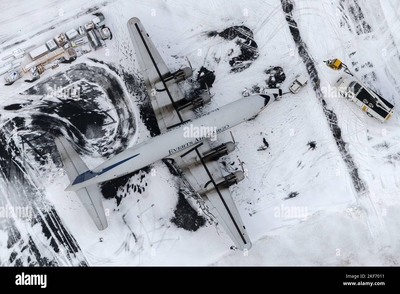 Everts Air Cargo C-188A Liftmaster. Avion DC-6 (version DC-6A) d'Everts Air Cargo. Avion équipé de moteurs radiaux P&W R-2800. Banque D'Images