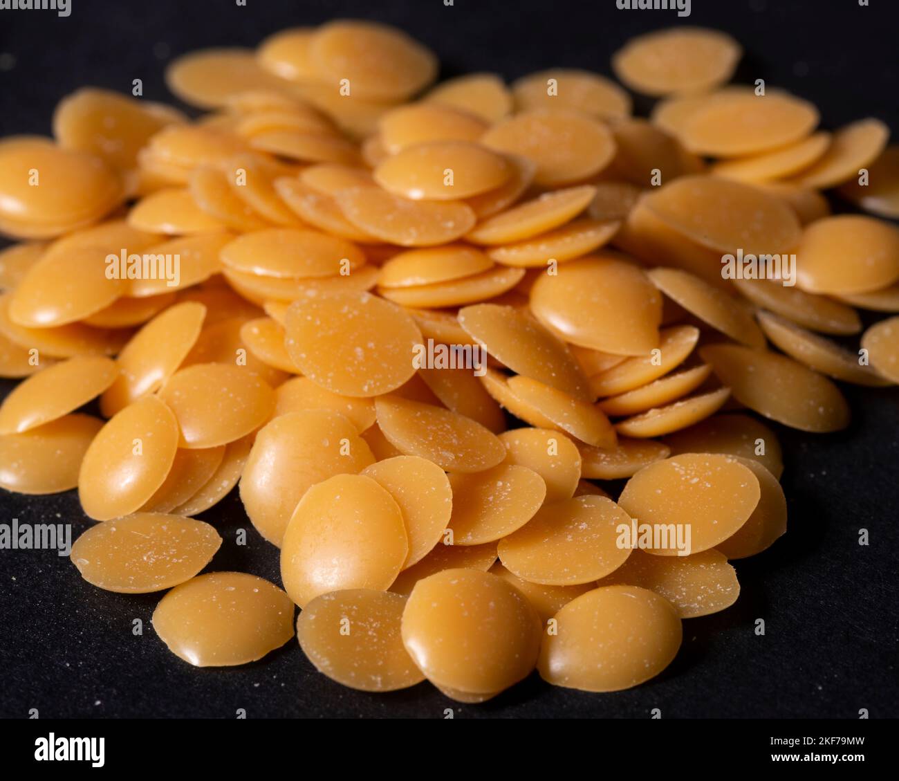 Cire de candélilla SP 75. Ingrédient chimique pour les produits cosmétiques et de toilette. Banque D'Images