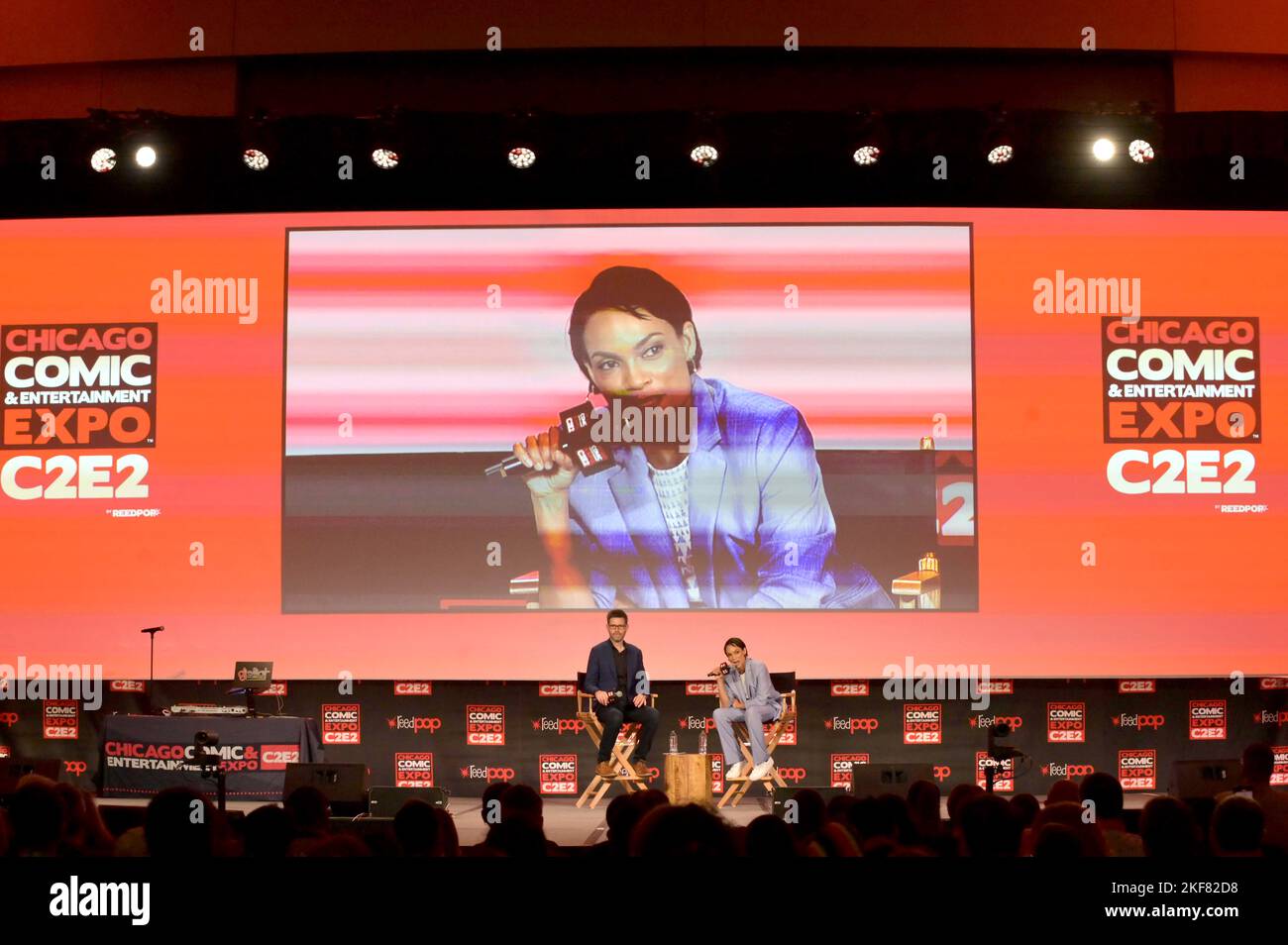 Rosario Dawson accueille des questions-Réponses au C2E2 2022 (Chicago Comic and Entertainment Expo) à McCormick place le dimanche, 7 août 2022 à Chicago, il, États-Unis avec: Rosario Dawson où: Chicago, Illinois, États-Unis quand: 07 août 2022 crédit: Adam Bielawski/WENN.com Banque D'Images