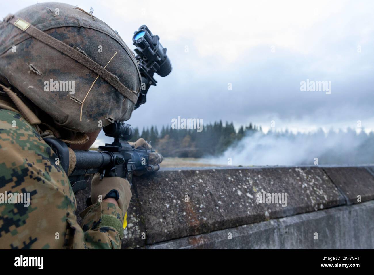 T-shirt USMC FAST Marine Corps - Équipe Antiterroriste - Style Militaire Tactique