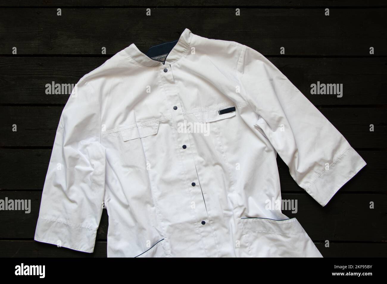 Combinaison médicale d'un étudiant étudiant étudiant pour un médecin en Ukraine, uniforme médical, santé et protection Banque D'Images