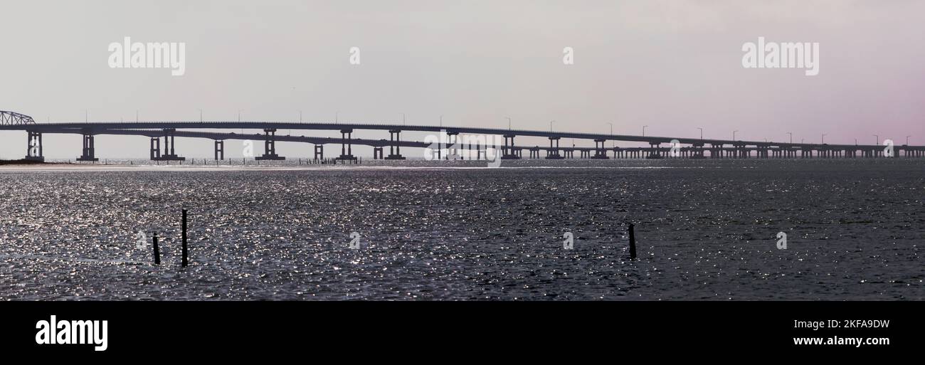 Vue panoramique d'une section du pont-tunnel de la baie de Chesapeake, Banque D'Images