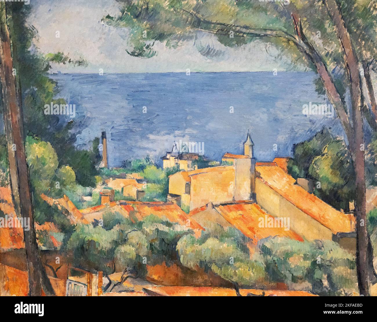 Peinture Paul Cézanne ; l'Estaque aux toits rouges, 1883-5 ; l'Estaque, Aix-en-provence, France ; Post-peinture de paysage impressionniste, 19th siècle. Banque D'Images