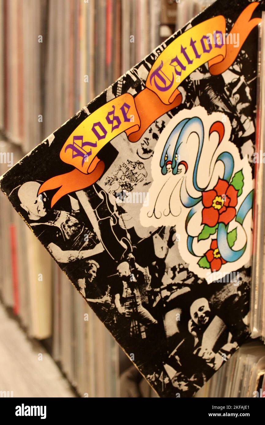Rose Tattoo Album Rock 'n' Roll Outlaw sur le format vinyle - version 1981 Banque D'Images