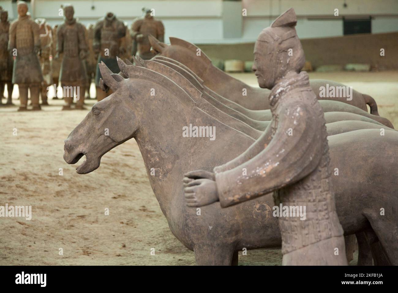 Figurines Anciennes En Terre Cuite - Guerriers Et Chevaux Uniques - Micropaysage - Neuf - Origine Chine
