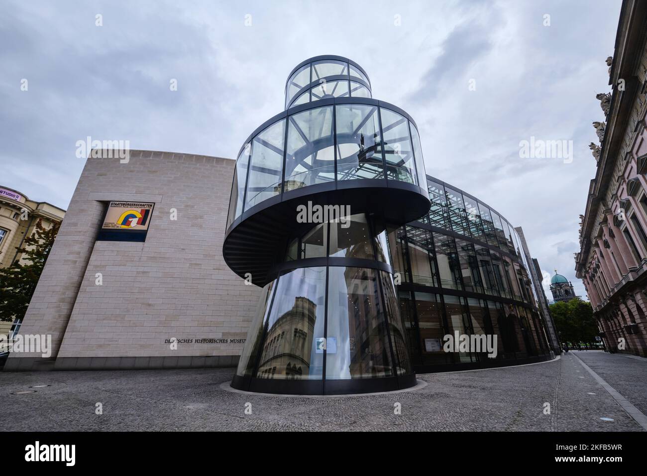 Berlin, Allemagne - septembre 2022 : extension de l'aile Zeughaus du musée historique allemand - Deutsches Historisches musée conçu par I. M. I.-P.-É Banque D'Images