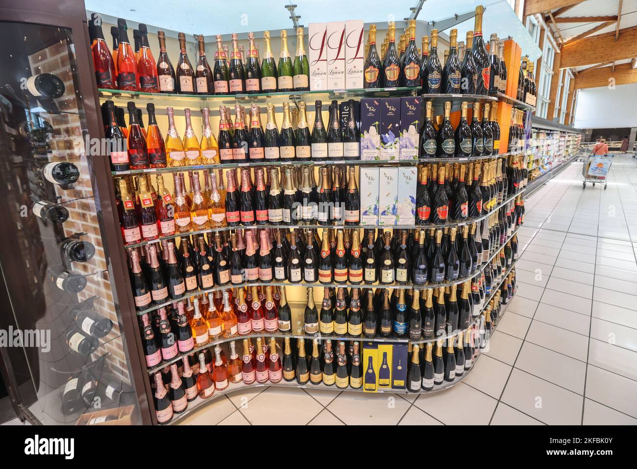 Alcool,vin,champagne,section,grand,choix,sur,présentation,à,E.Leclerc,grand,hypermarché