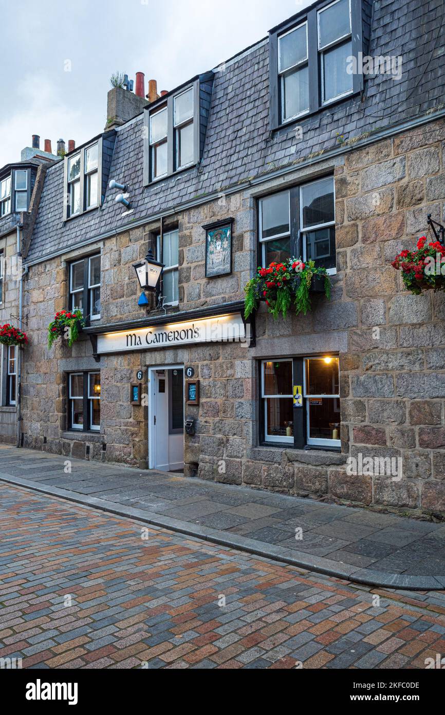 Ma Cameron's Pub Aberdeen - Historic Aberdeen - Ma Cameron's est considéré comme le plus ancien pub d'Aberdeen, âgé de plus de 300 ans. Banque D'Images