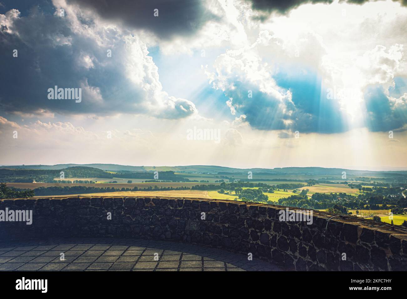 Château de Stolpen en Suisse saxonne. Tour de la comtesse des prisonniers Cosel et siège des évêques de Meissen. Vieux murs, ruines et ruines de château. Banque D'Images