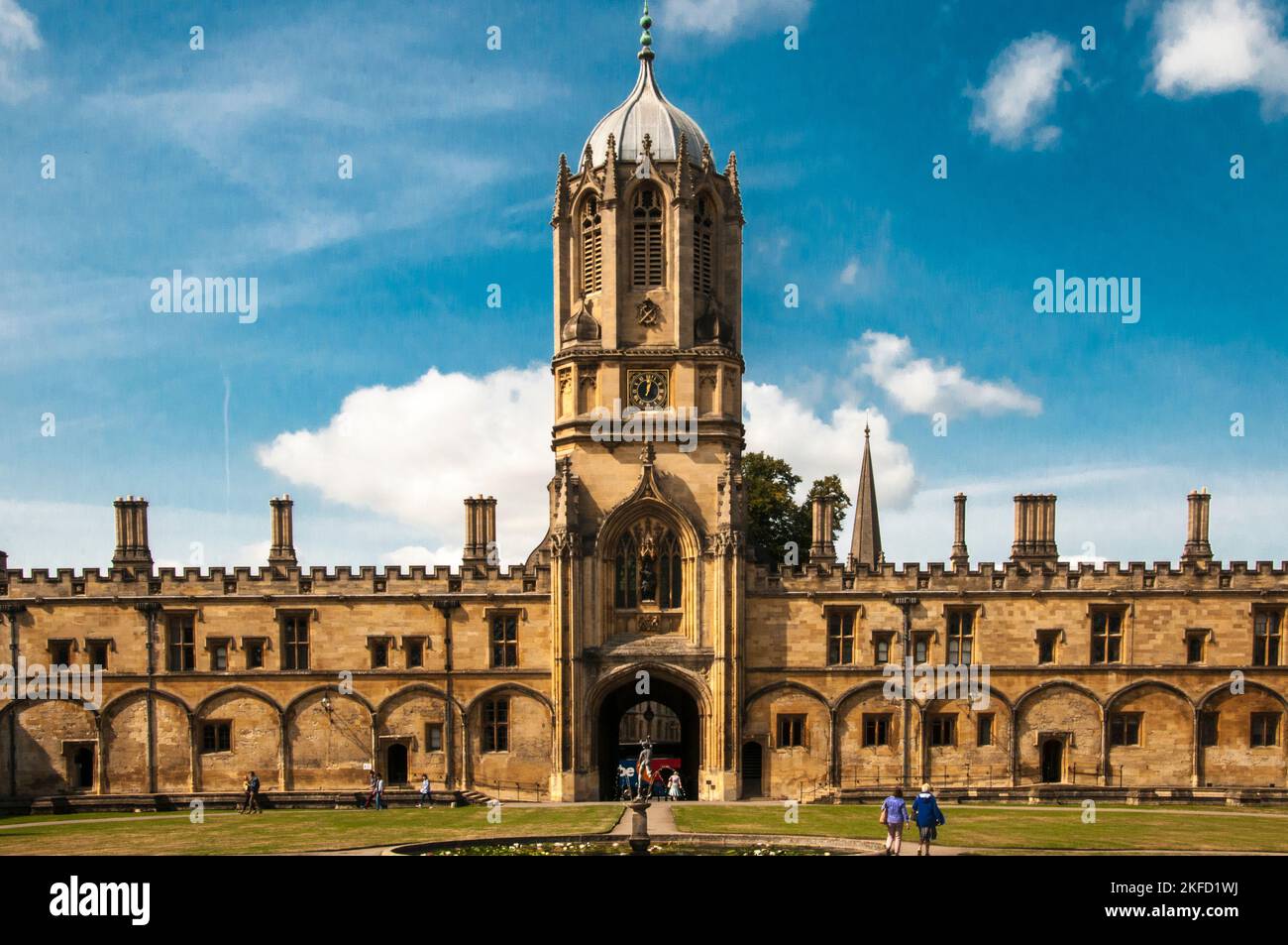 Tom Tower est un clocher d'Oxford, en Angleterre, nommé pour sa cloche, le Grand Tom, au-dessus de l'entrée principale de St Aldates, au Christ Church College Banque D'Images