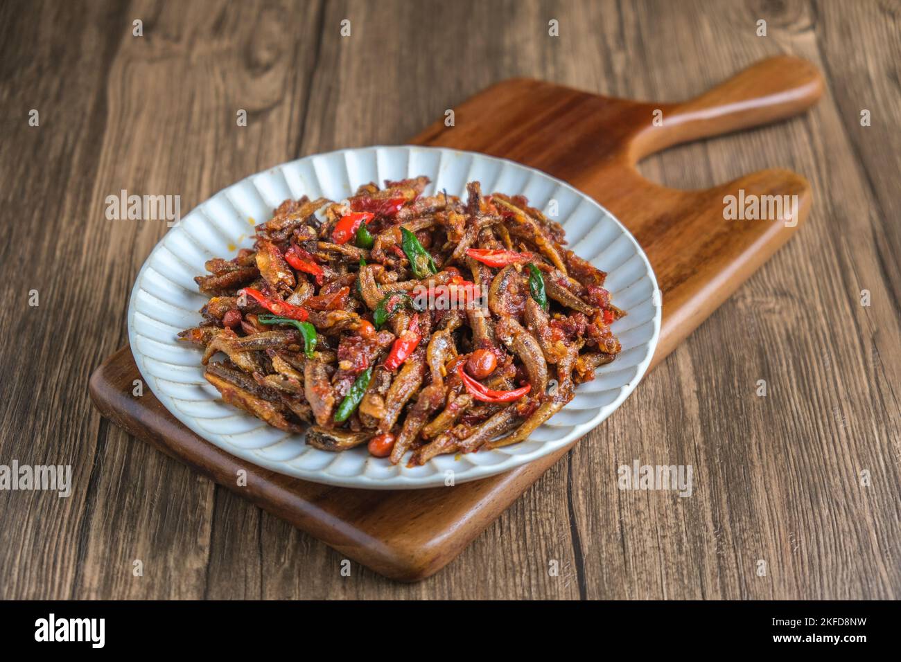 Anchois et haricots Balado, poisson salé transformé - Teri Kacang Balado Olahan Ikan ASIN Banque D'Images