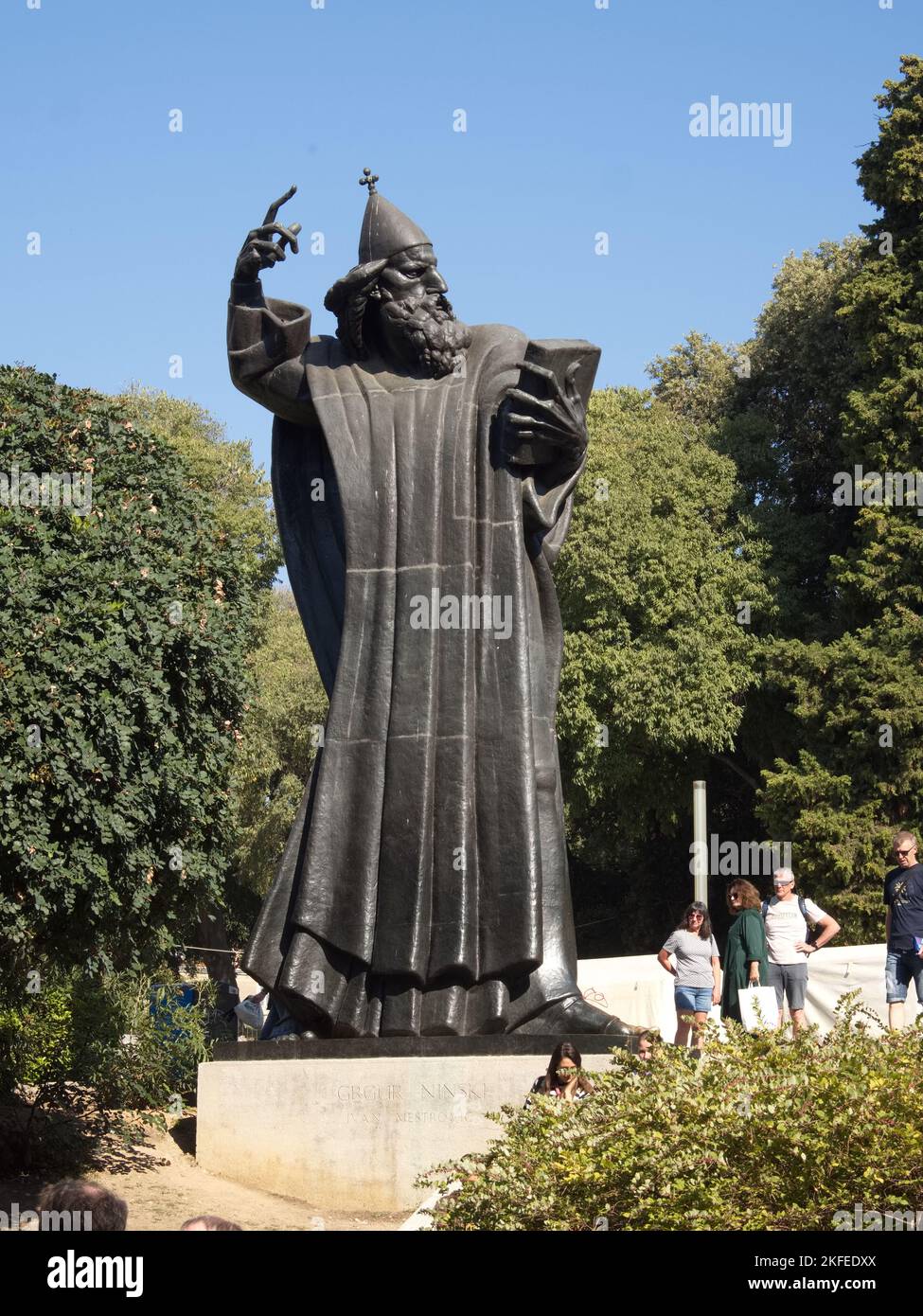 Arrêt de la statue de Grgur Ninski à Split Croatie lors d'une croisière sur la Méditerranée viking Banque D'Images
