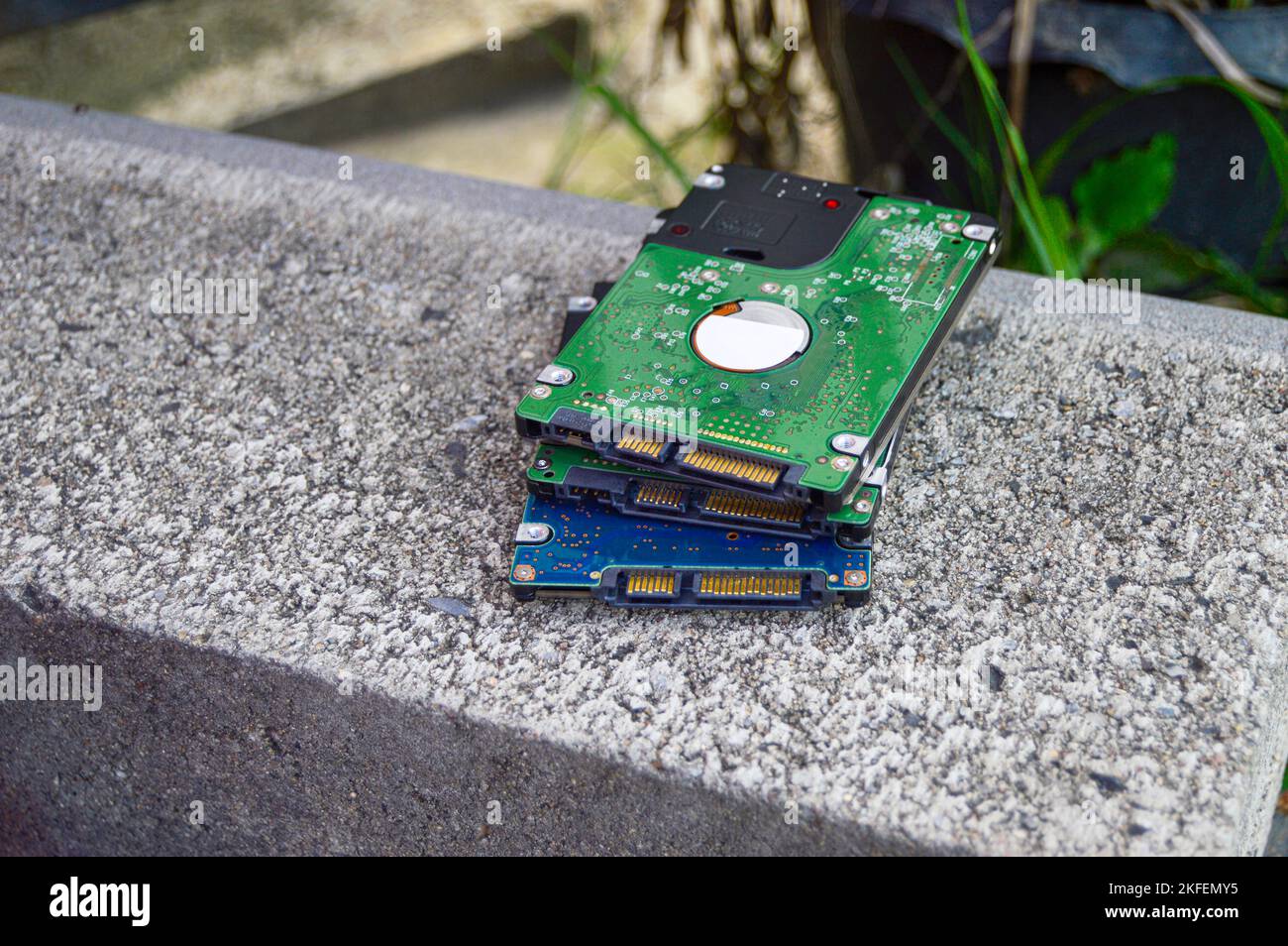 Les anciens disques pour ordinateurs portables sont obsolètes, mais aussi largement utilisés Banque D'Images
