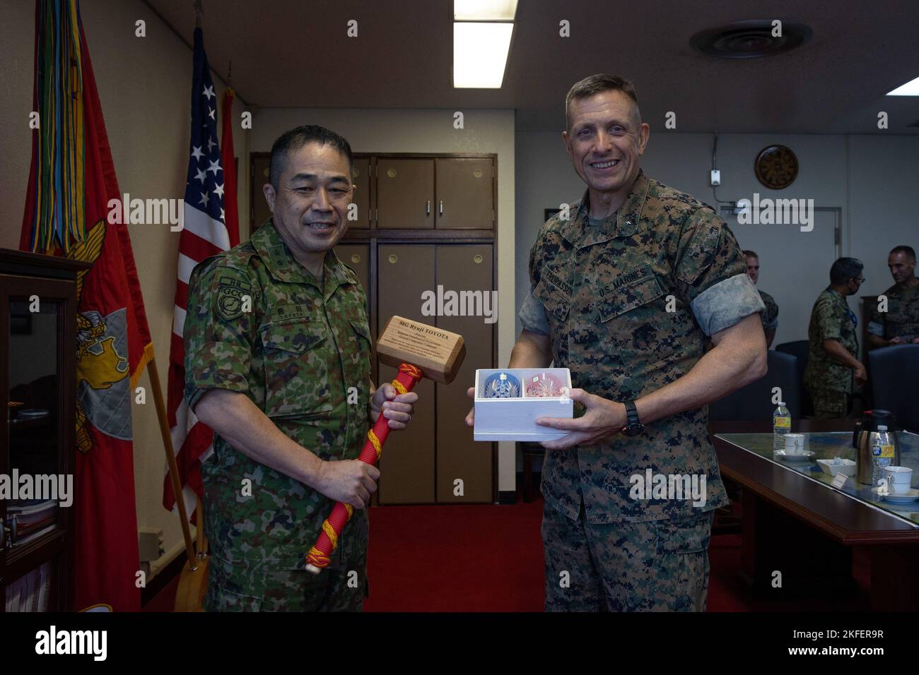 Pièce Challenge Marines 2e Division - Médaille Métal Avec étui Plastique - Art Craft USA