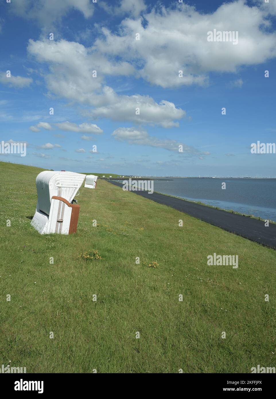 Zone de baignade à Vollerwiek, péninsule d'Eiderstedt, Mer du Nord, Frise du Nord, Allemagne Banque D'Images Zone de baignade à Vollerwiek, péninsule d'Eiderstedt, Mer du Nord, Frise du Nord, Allemagne Banque D'Images