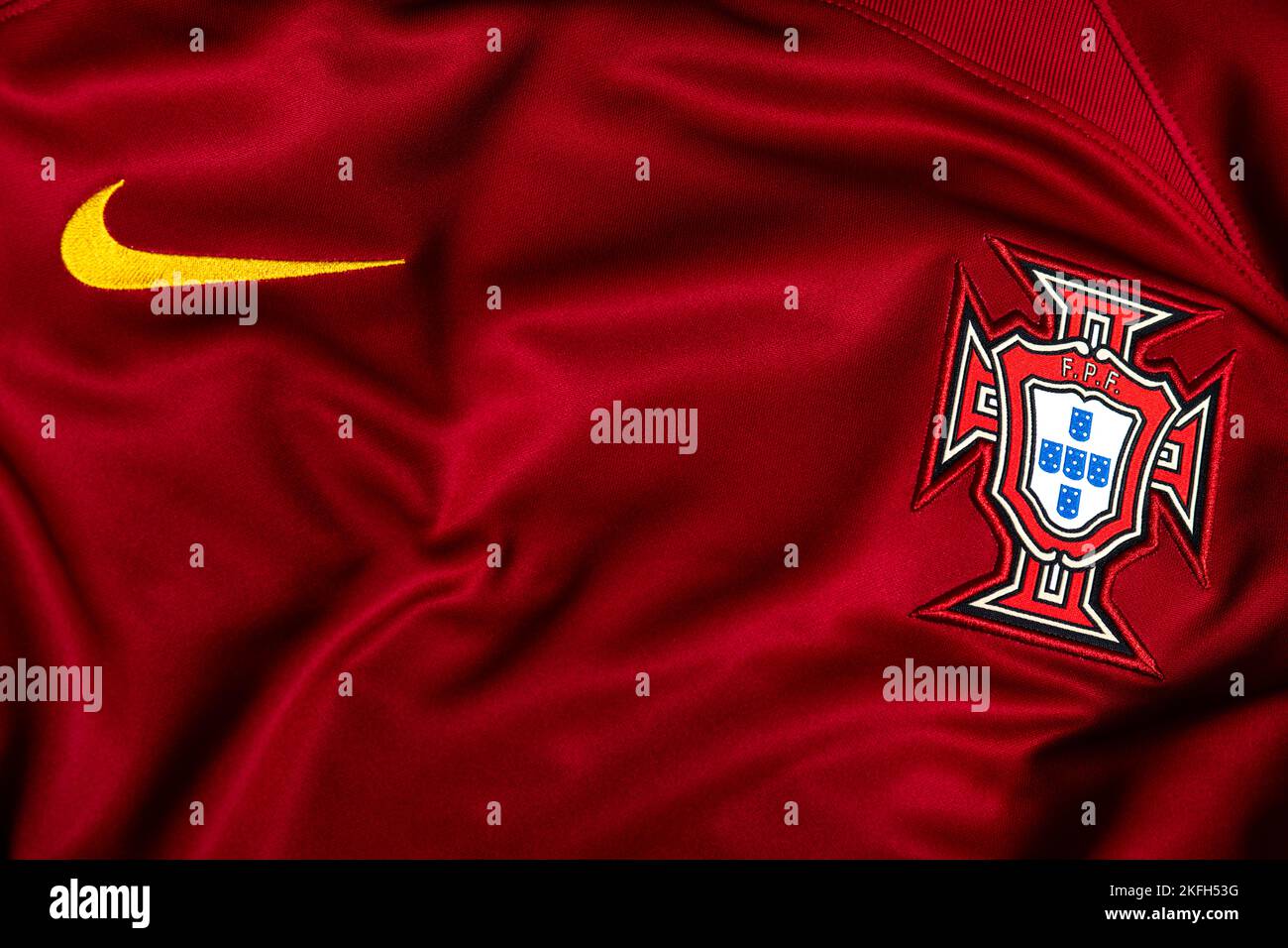 Gros plan de l'écusson de l'équipe nationale de football sur l'ensemble domicile. Coupe du monde de la FIFA, Qatar 2022. Banque D'Images