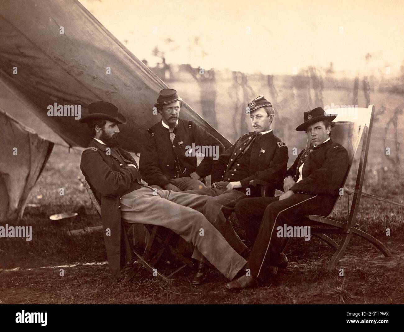 Quatre officiers - photo d'Alexander Gardner en 1864 Banque D'Images