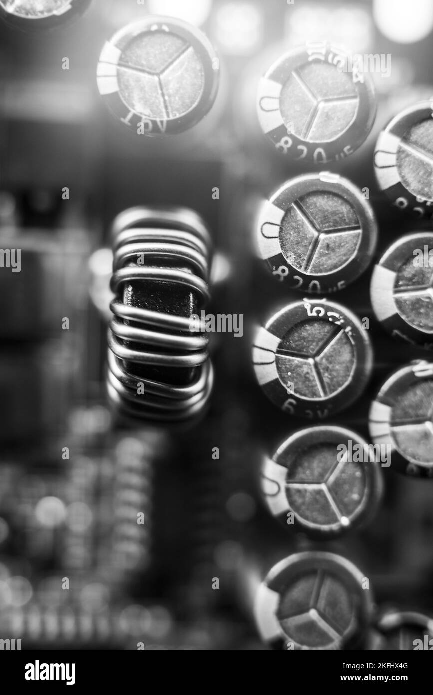 arrière-plan de divers composants électroniques sur la carte de circuit imprimé Banque D'Images