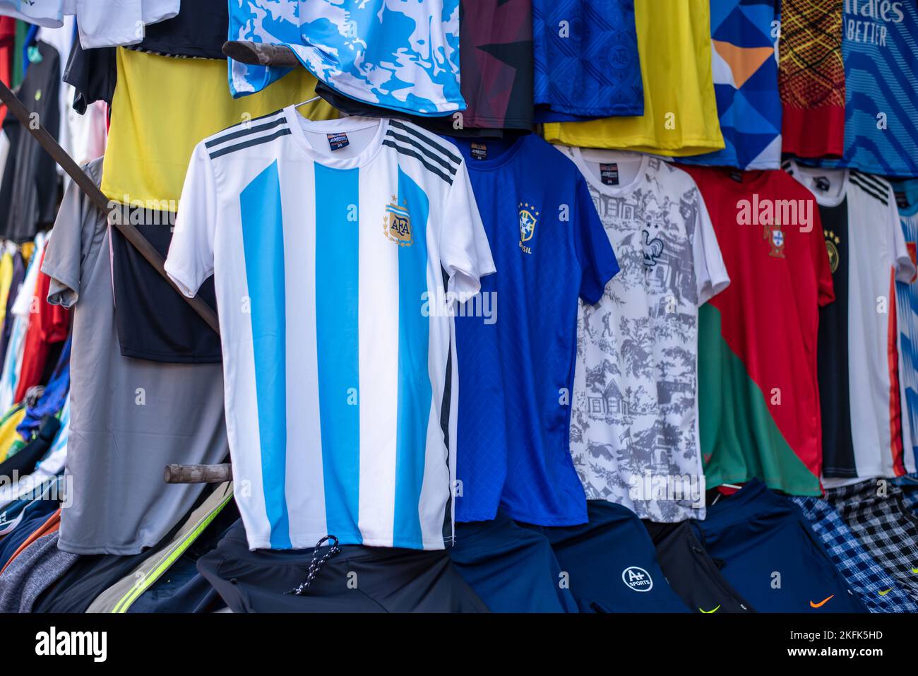 Vente de maillots de football Banque de photographies et d images a haute resolution Alamy