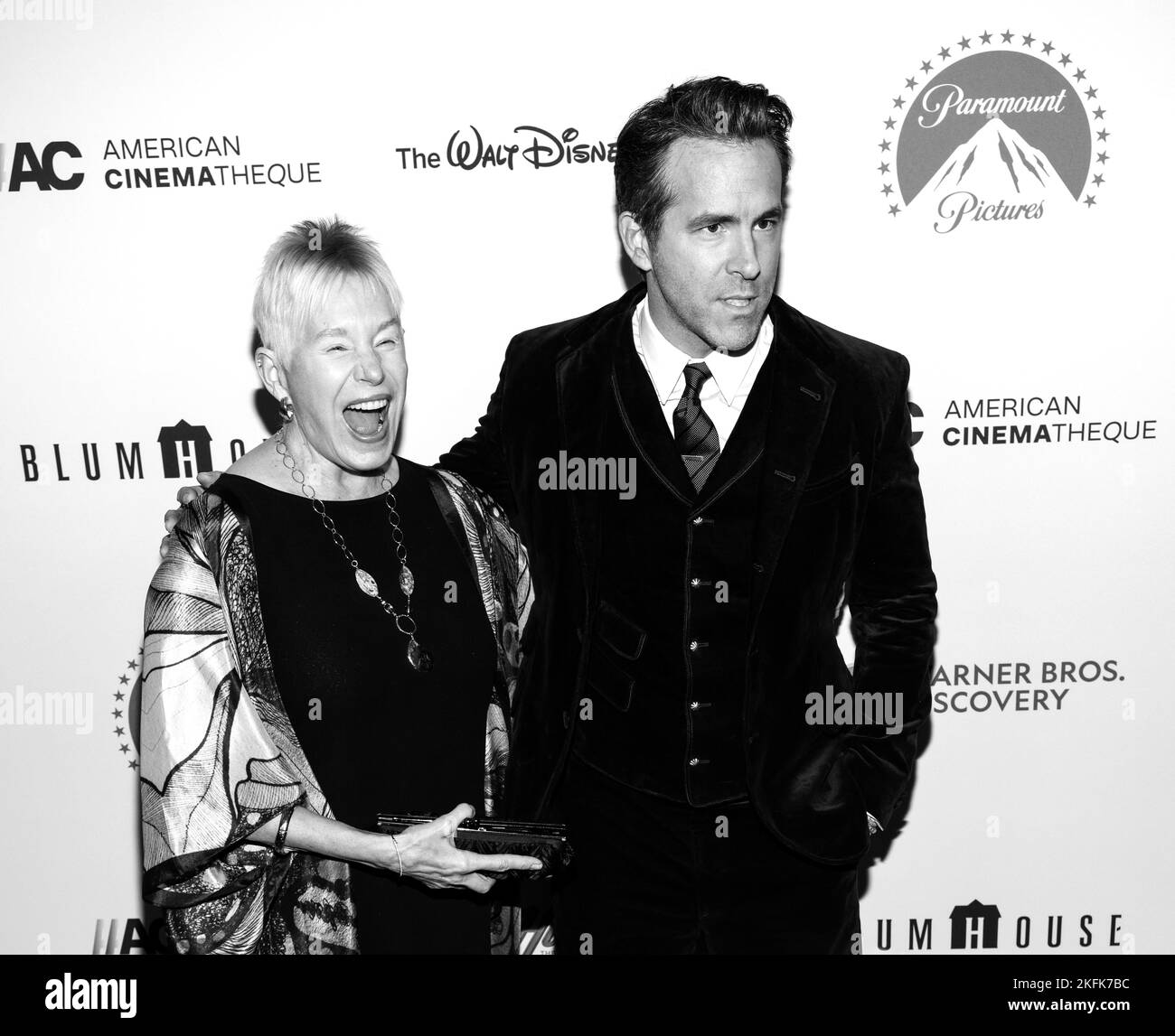 Los Angeles, CA - 17 novembre 2022 : Tammy Reynolds et Ryan Reynolds assistent aux Prix annuels de la Cinémathèque américaine 36th en l'honneur de Ryan Reynolds au B Banque D'Images Los Angeles, CA - 17 novembre 2022 : Tammy Reynolds et Ryan Reynolds assistent aux Prix annuels de la Cinémathèque américaine 36th en l'honneur de Ryan Reynolds au B Banque D'Images