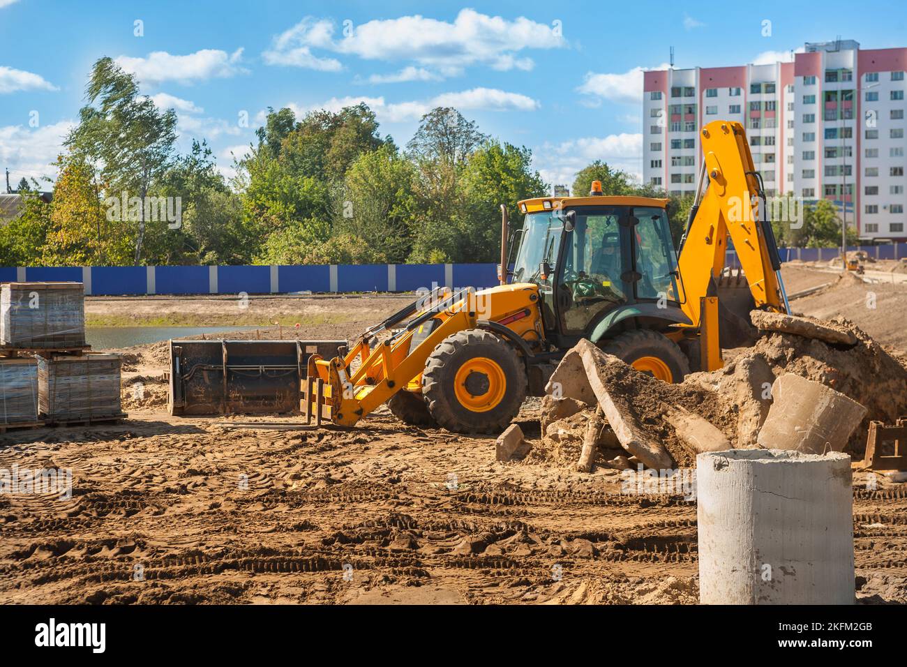 machines de construction - tracteur sur le chantier Banque D'Images