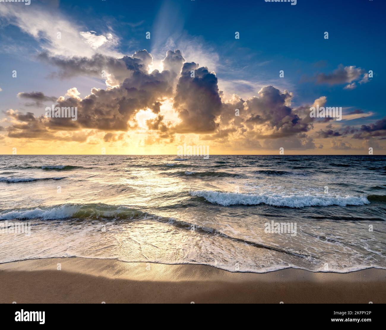 Magnifique Sunrise Hollywood Beach, Sunrise Miami, Floride du Sud, États-Unis Banque D'Images Magnifique Sunrise Hollywood Beach, Sunrise Miami, Floride du Sud, États-Unis Banque D'Images
