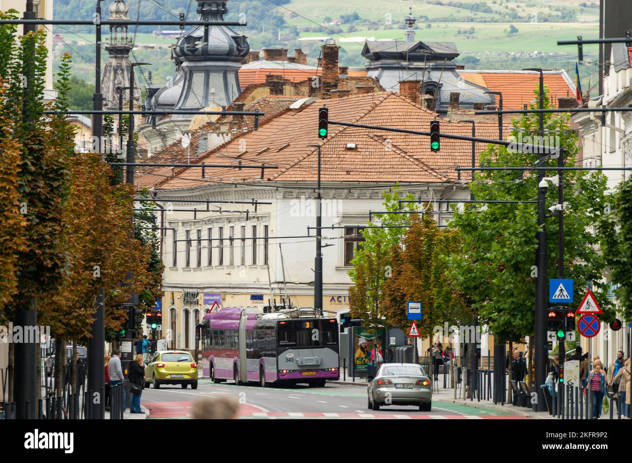 Cluj-Napoca, Roumanie - 17 septembre 2022 : bâtiments à l'architecture magnifique sur la rue du Roi Ferdinand. Cette image est destinée à un usage éditorial uniquement. Banque D'Images