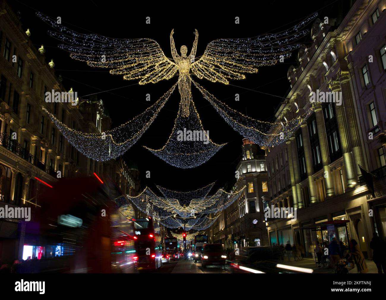 Illuminations de Noël Angels Regent Street West End Londres Banque D'Images