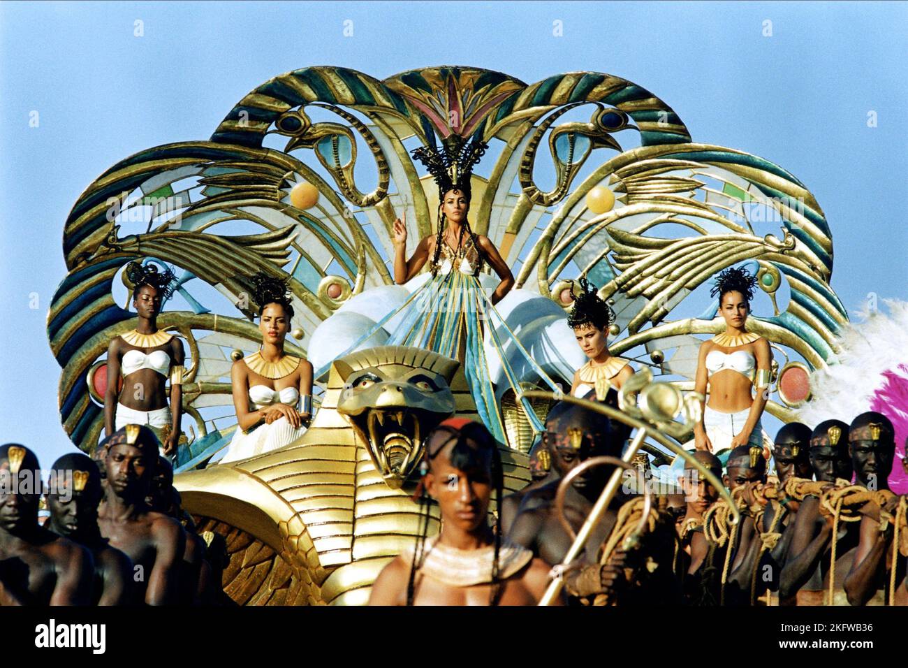 MONICA BELLUCCI, Astérix et Obélix : Mission Cléopâtre, 2002 Banque D'Images