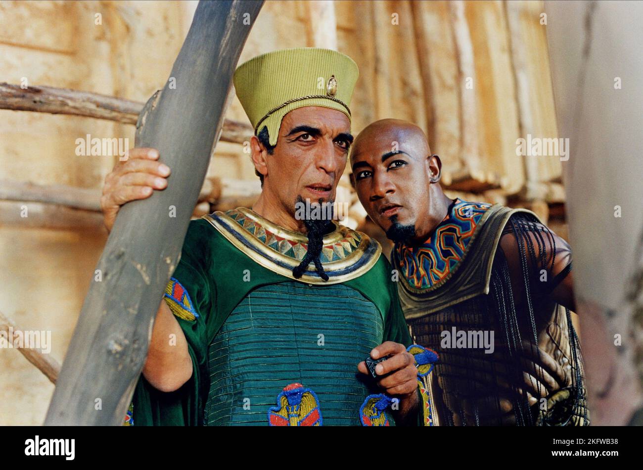 GERARD DARMON, ASTÉRIX ET OBELIX: MISSION CLEOPATRA, 2002 Banque D'Images