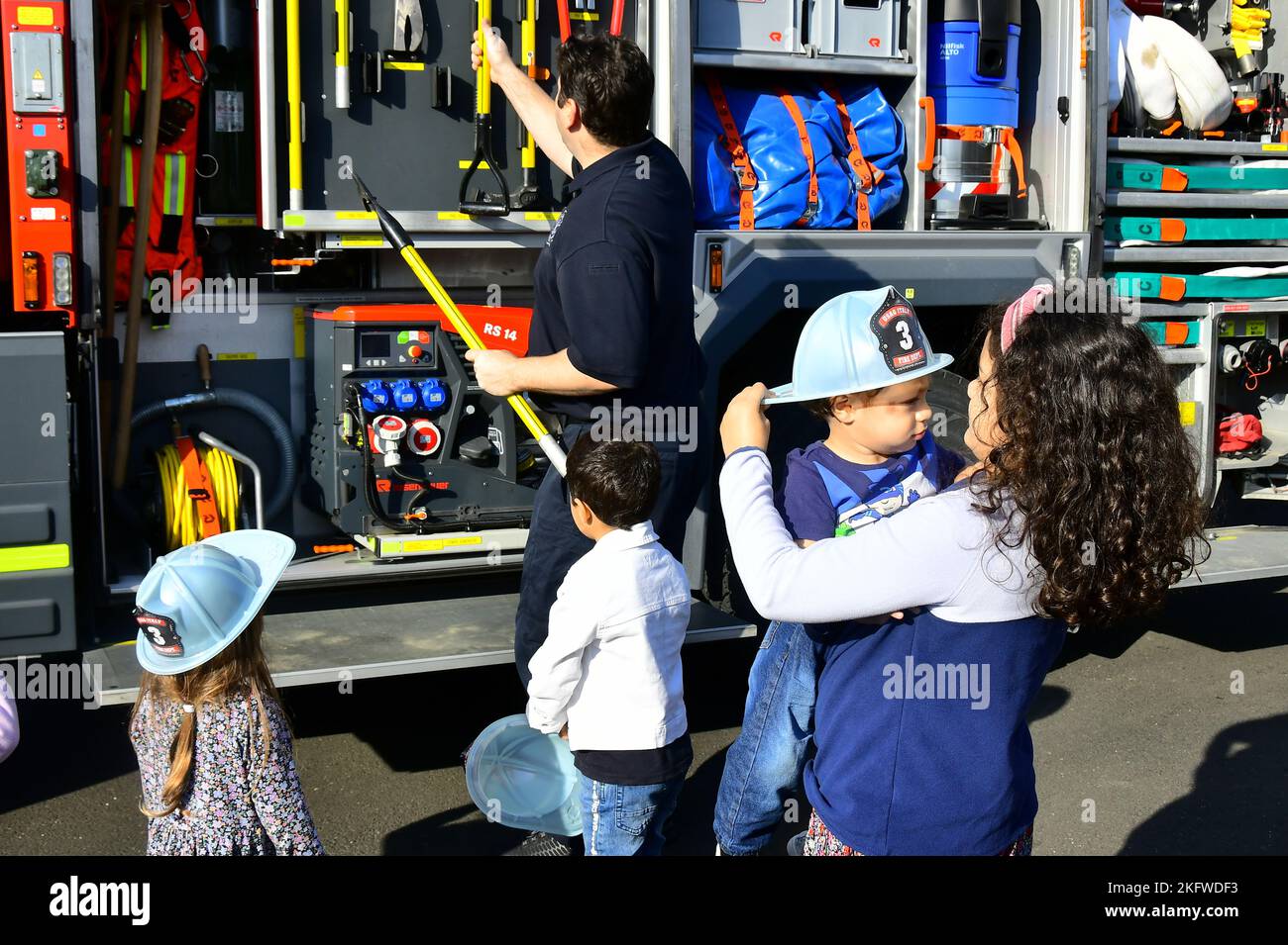 PARAPLUIE POMPIERS ENFANTS - VÊTEMENTS PLUIE