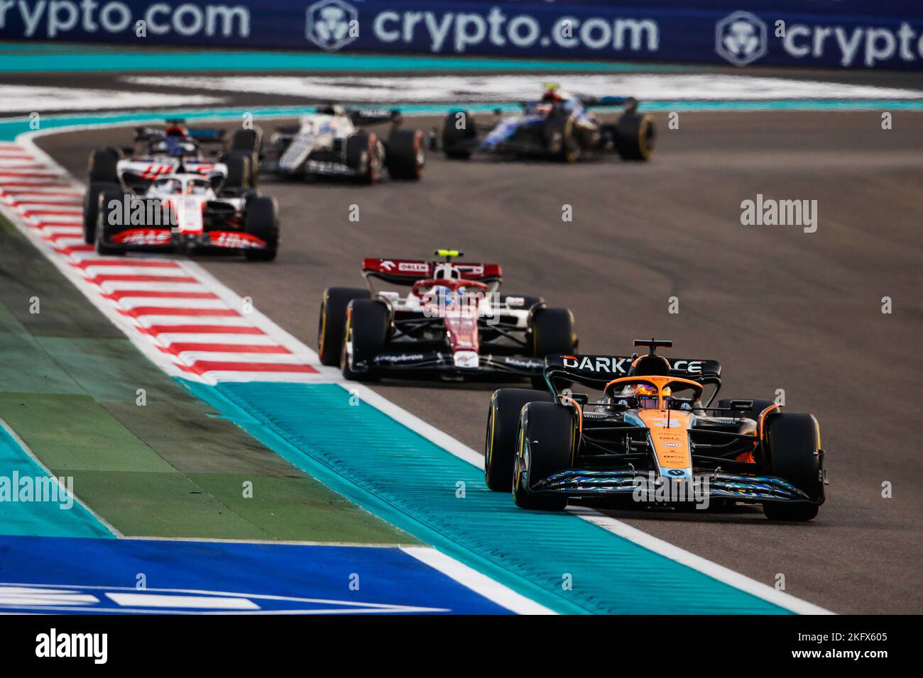 03 RICCIARDO Daniel (aus), McLaren F1 Team MCL36, action pendant la Formule 1 Etihad Airways Grand Prix d'Abu Dhabi 2022, 22nd tour du Championnat du monde de Formule 1 de la FIA 2022 de 18 novembre à 20, 2022 sur le circuit Yas Marina, à l'île de Yas, Abu Dhabi - photo Antonin Vincent / DPPI Banque D'Images