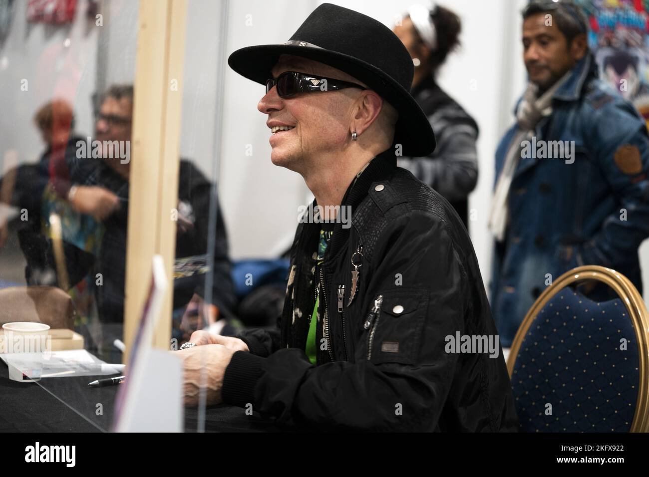 UTRECHT - l'écrivain Paul van Loon pendant Heroes Dutch Comic con dans les Jaarbeurs, où il répond aux questions des fans et tient des signings de livre. L'auteur célèbre son anniversaire de 30th de sa série de livres de Griezelbus. ANP JEROEN JUMELET pays-bas sortie - belgique sortie Banque D'Images