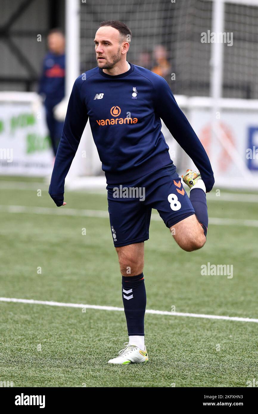 DaN Gardner d'Oldham Athletic lors du match de la Vanarama National League entre Maidstone United et Oldham Athletic au stade Gallagher, Maidstone, le samedi 19th novembre 2022. (Credit: Eddie Garvey | MI News) Credit: MI News & Sport /Alay Live News Banque D'Images