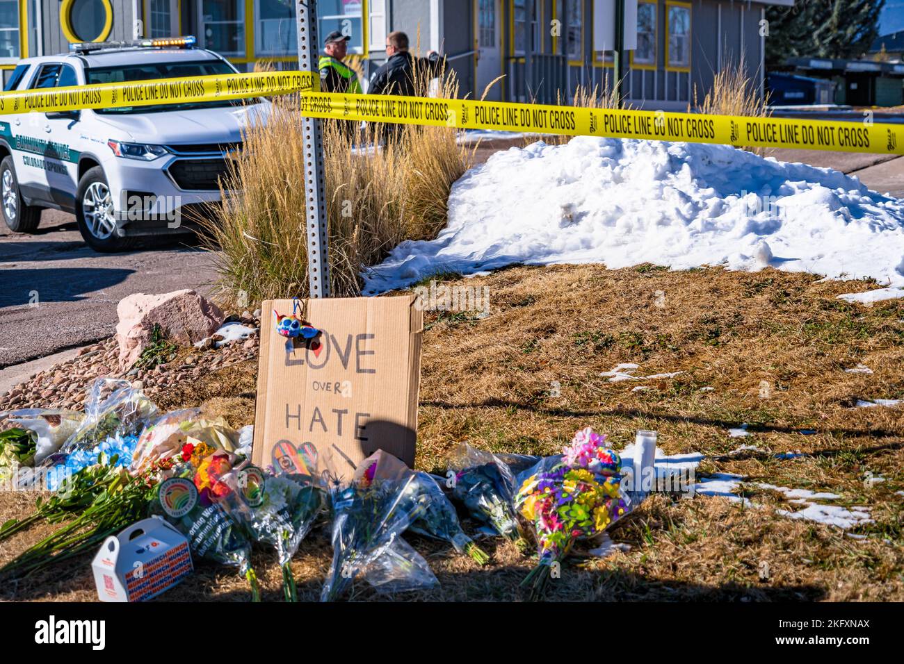 Memorial Outside Club Q (LGBTQ) Nightclub fusillade en masse à Colorado Springs, Colorado - pris le matin de 20 novembre 2022 Banque D'Images