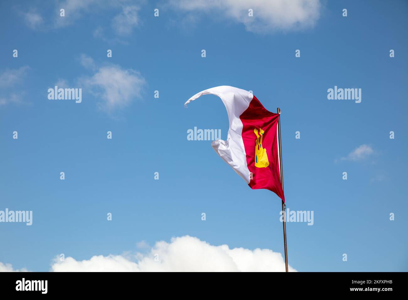 Une belle photo du drapeau de la Castille la Manche Banque D'Images