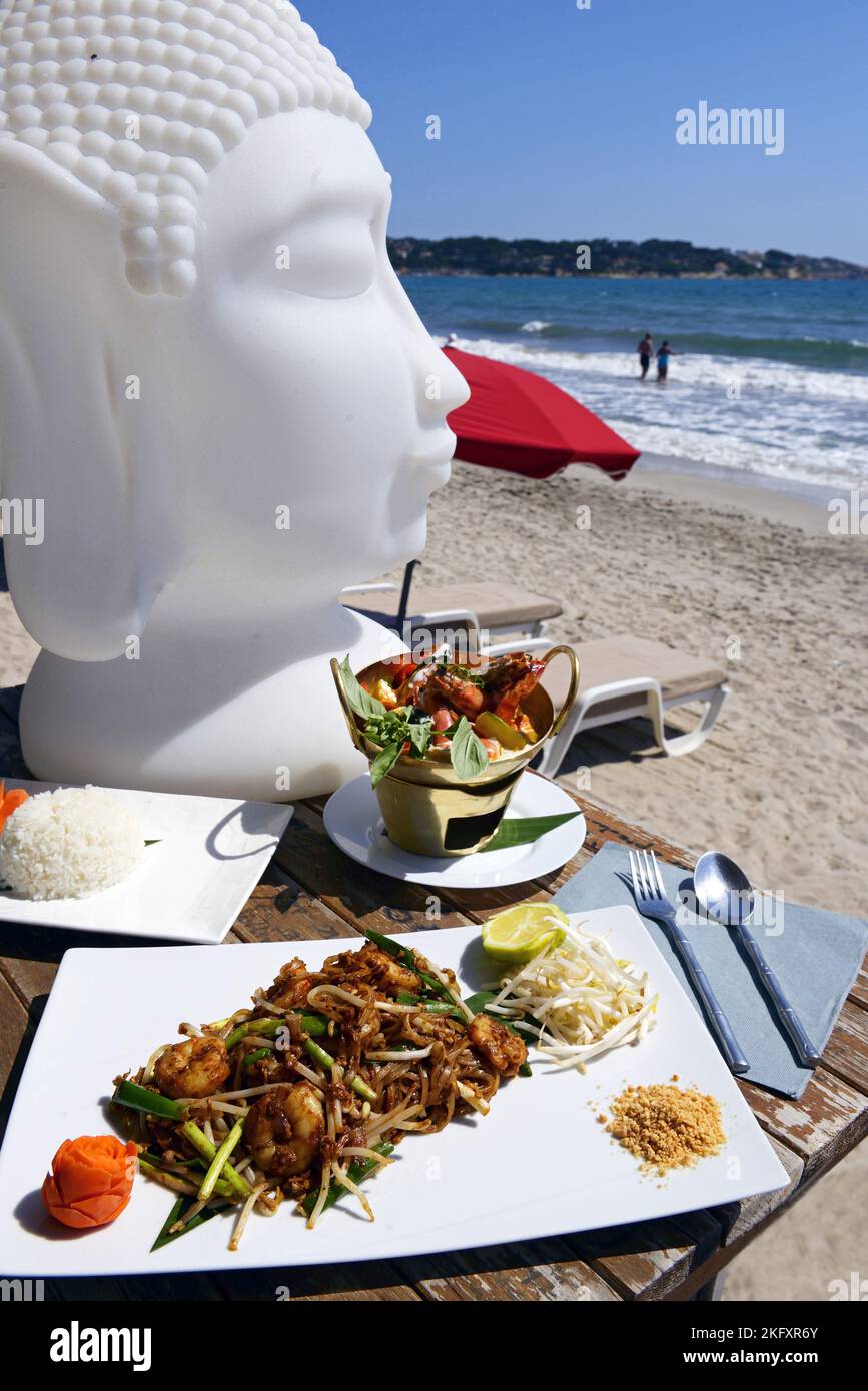 France, Var ( 83 ) plage restaurant thaïlandais appelé le Mantra Banque D'Images