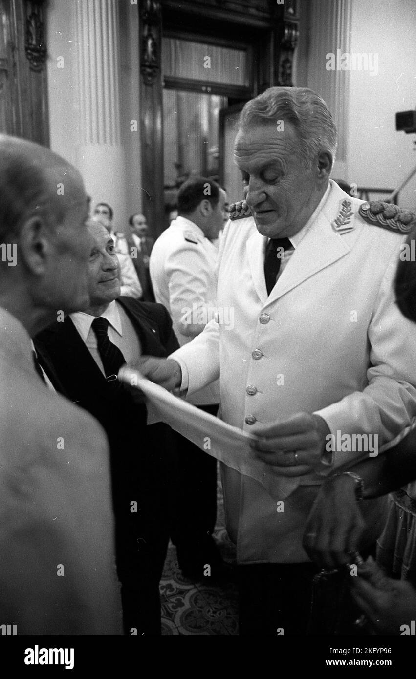 Le général argentin Leopoldo Fortunato Galtieri à la Casa Rosada (Maison du Gouvernement) lors de son inauguration en tant que nouvelle présidence de facto à Buenos Aires, décembre 1981 Banque D'Images