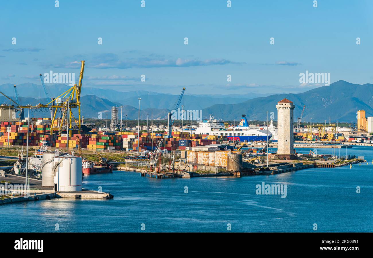 Port de Livourne, mer Méditerranée, Italie, Europe Banque D'Images