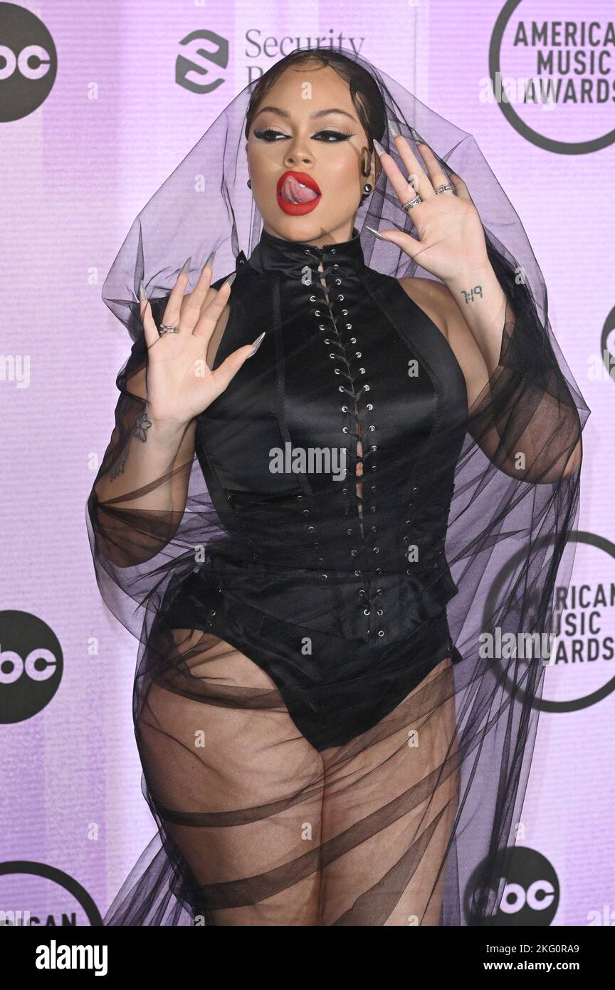 Los Angeles, États-Unis. 20th novembre 2022. Latto aux American Music Awards 2022 au Microsoft Theatre. Crédit photo : Paul Smith/Alamy Live News Banque D'Images