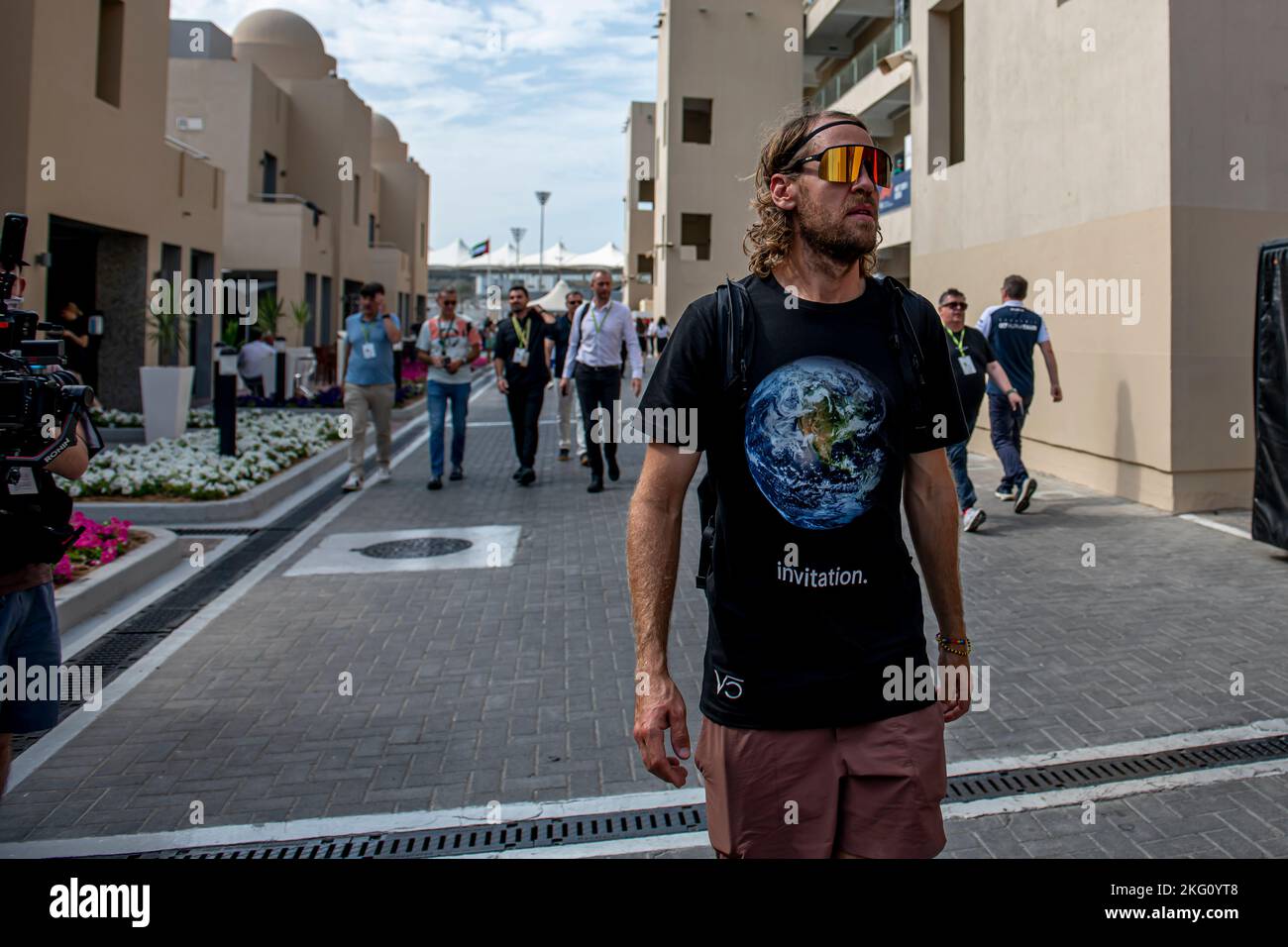 Abu Dhabi, Émirats arabes Unis, 20th novembre 2022, Sebastian Vettel, d'Allemagne, concurrence pour Aston Martin F1 . Journée de course, tour 22 du championnat de Formule 1 2022. Crédit : Michael Potts/Alay Live News Banque D'Images