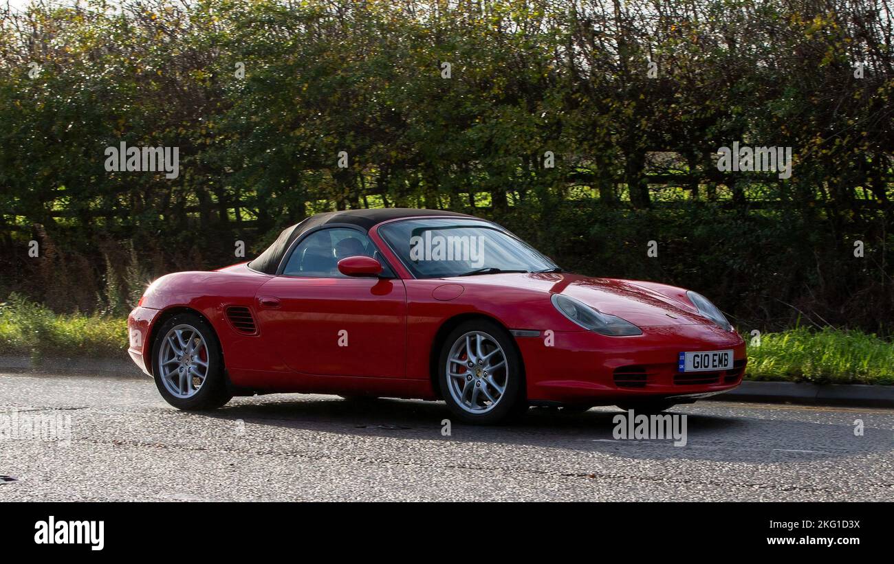 Voiture classique Porsche Boxster 2004 rouge Banque D'Images