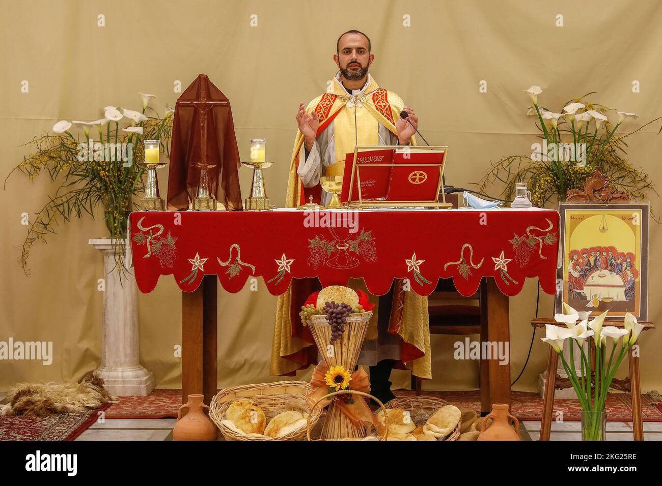 Célébration du jeudi Maundy dans notre église notre-Dame maronite, Houmal, Liban Banque D'Images