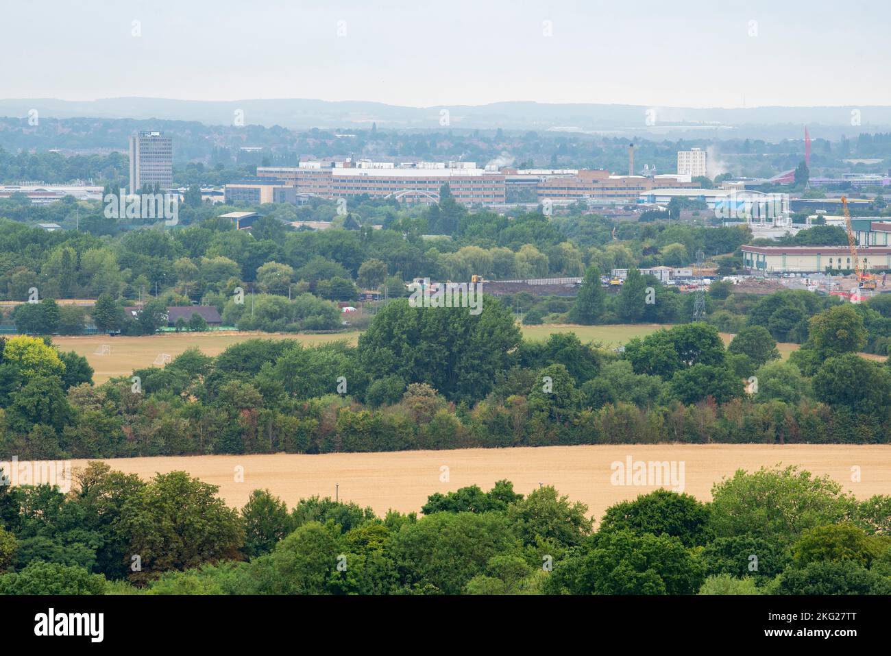 Image aérienne de l'hôpital QMC (Queens Medical Center) de Clifton capturée depuis le toit de Southchurch court, dans le Nottinghamshire, Angleterre Banque D'Images