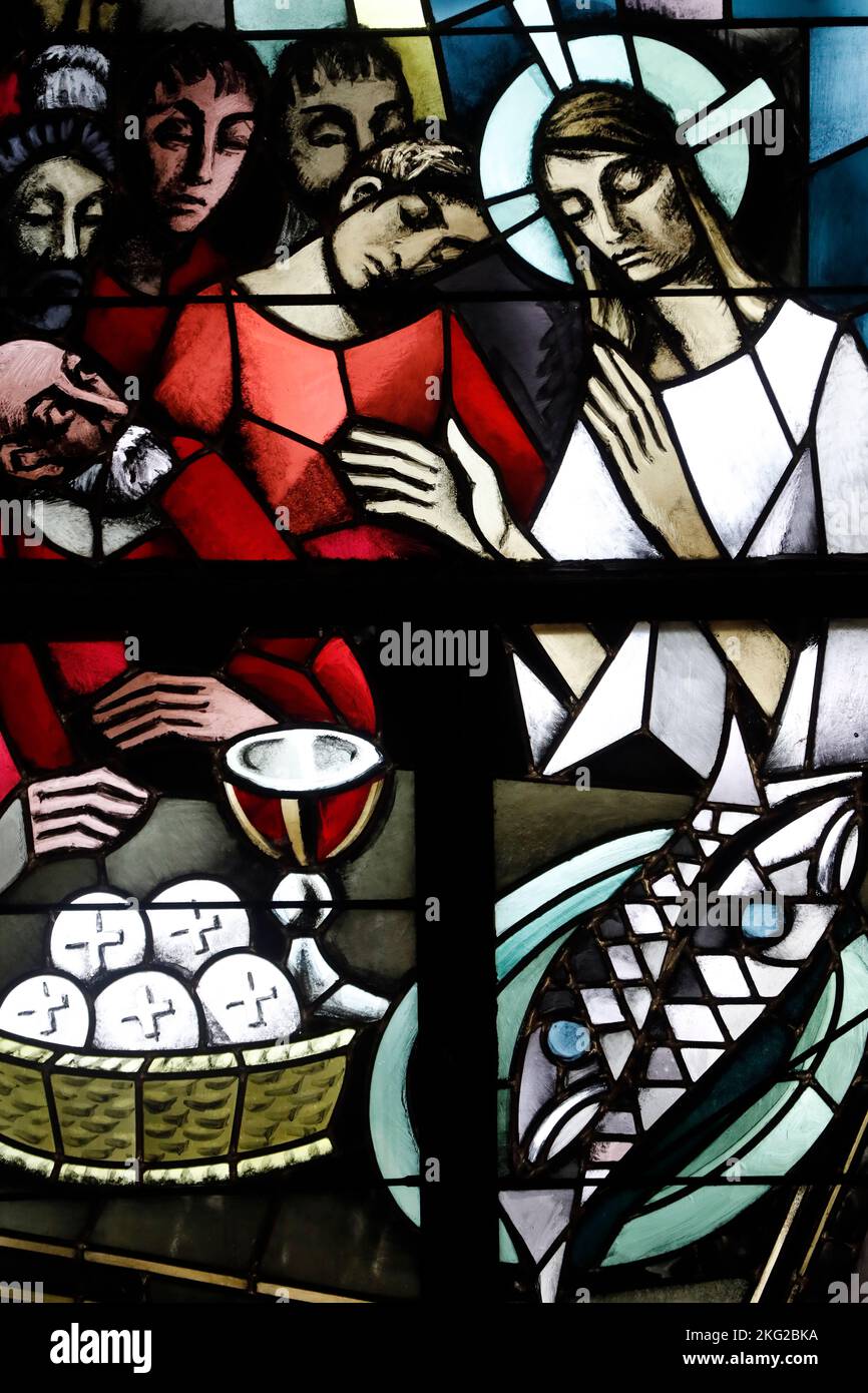 Le dernier souper. Jésus et les apôtres. Fenêtre en vitrail. Suisse. Banque D'Images