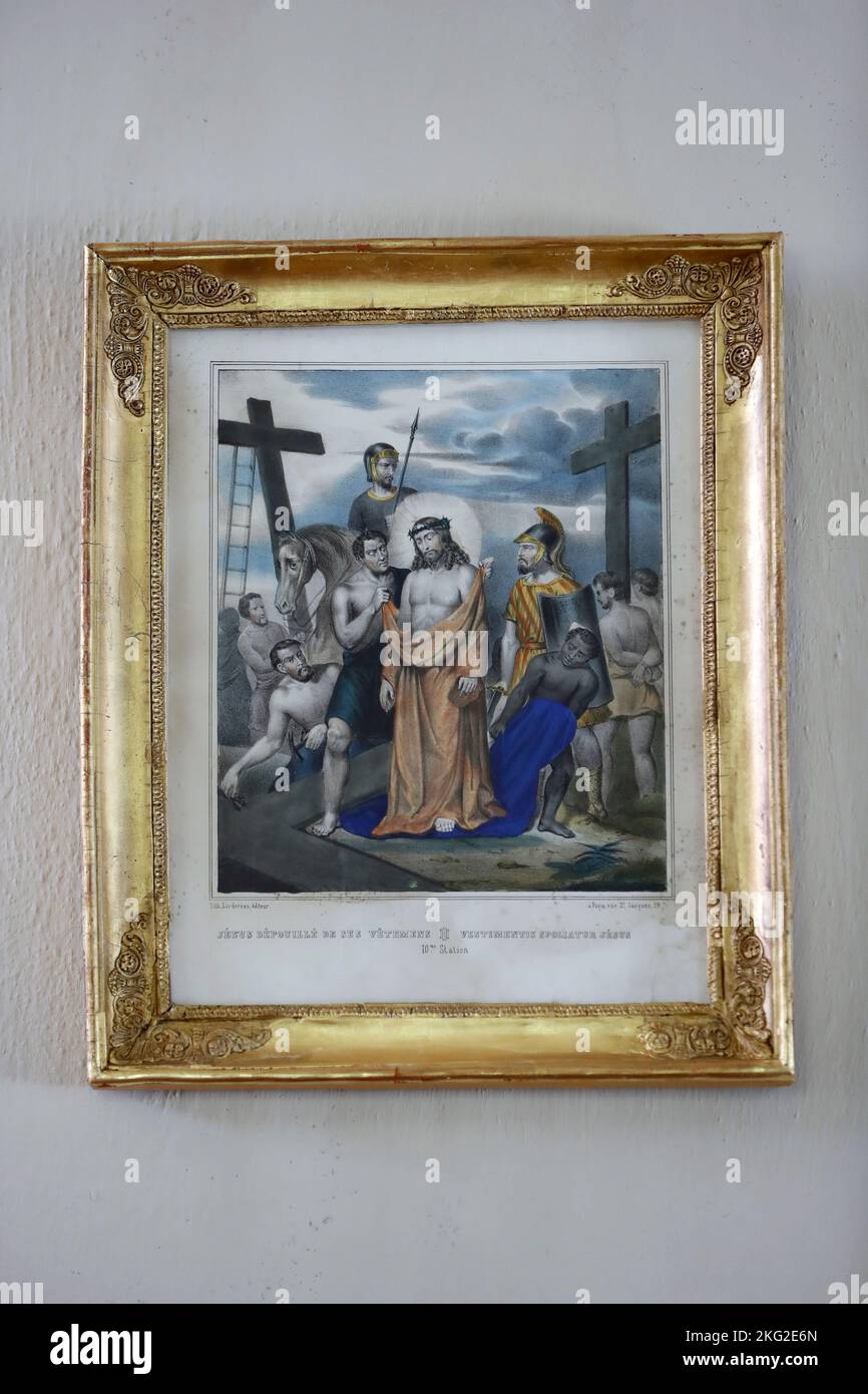 Chapelle baroque de Cupelin après rénovation. Chemin de la croix. Passion du Christ. France. Banque D'Images