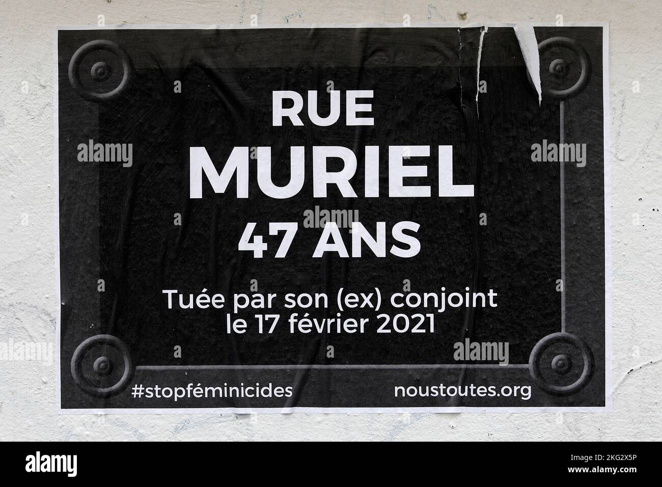 Street art contre les féminicides à Paris, France Banque D'Images