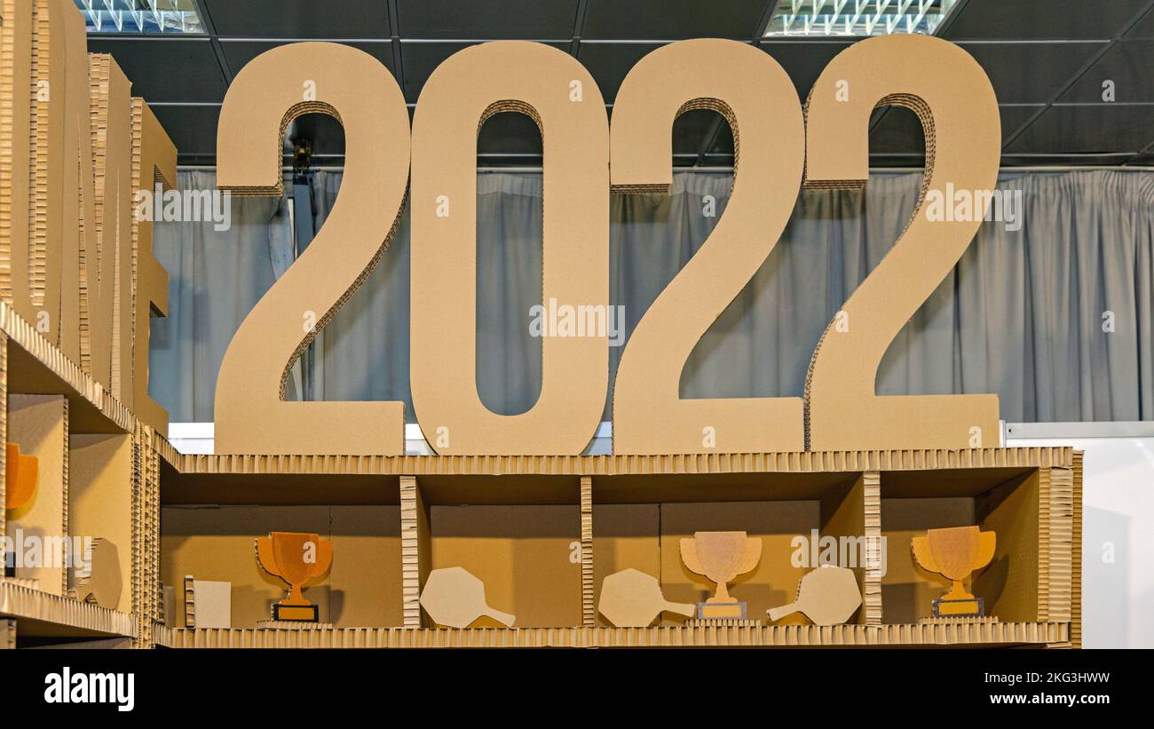 Année deux mille vingt deux grands numéros de carton découpé Banque D'Images
