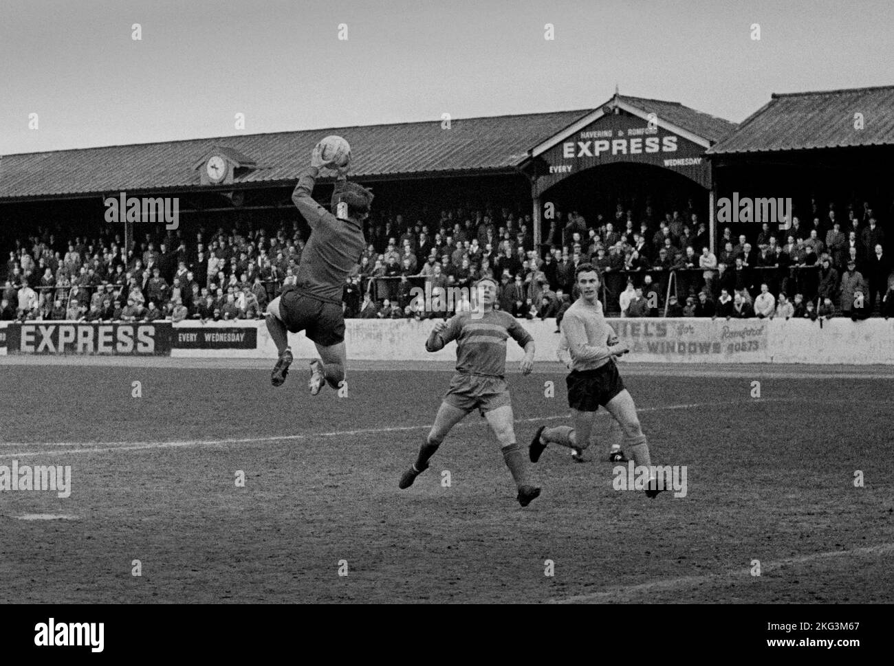 Romford FC contre Barnett FC 21 mars 1970 at Brooklands Sports Ground Romford Essex UK Southern League Prtemier Division scans réalisés en 2022 Banque D'Images